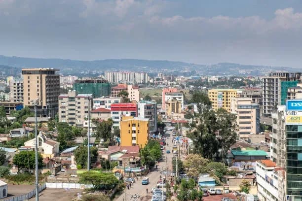 Spacious 3-bedroom Villa in Bole — photo 3